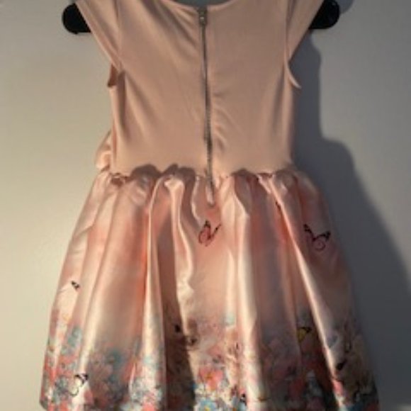 H&M Spring Romper - Floral/Pink Design - Girls Size Small - $12 - Picture 2 of 3